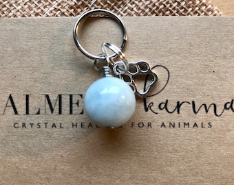 Angelite crystal healing charm for pets, eases grief, bereavement and loss, connection, spirituality. Helps with peaceful passing.