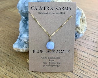 Colar de cura com cristal de ágata rendada azul