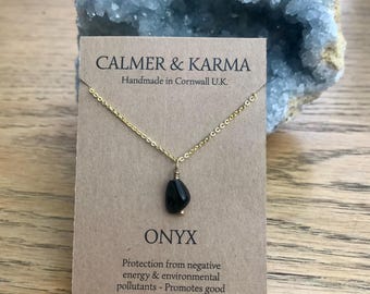 Colar de cura de cristal de ônix