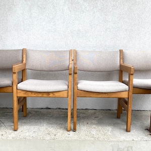 Hans Wegner vintage chairs (set of 4)