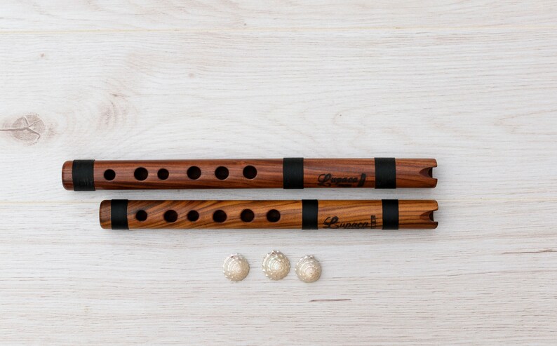 Quenilla Flutes - Kit Professional of flutes made in Jacaranda Wood and tuned in D (Re) and C (Do) 440 Hz or 432 Hz.