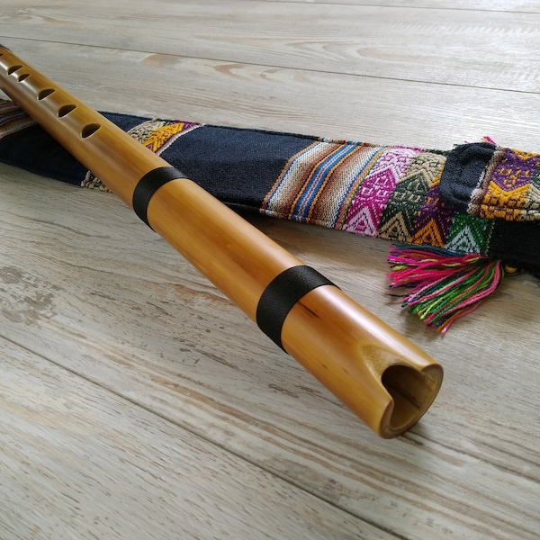 Quenacho Flute from Bamboo in key D