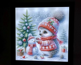 Caja de sombras con forma de erizo navideño iluminado: decoración navideña caprichosa