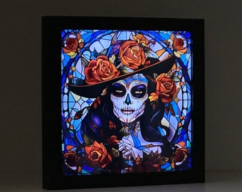 Hermosa caja de sombras iluminada con forma de calavera de azúcar, decoración otoñal, vitral con forma de calavera de azúcar, decoración del Día de los Muertos.