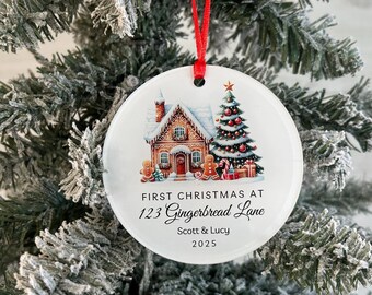 Adorno personalizado para la primera Navidad en nuestro nuevo hogar: casa de jengibre, dirección y nombres personalizados, recuerdo navideño.