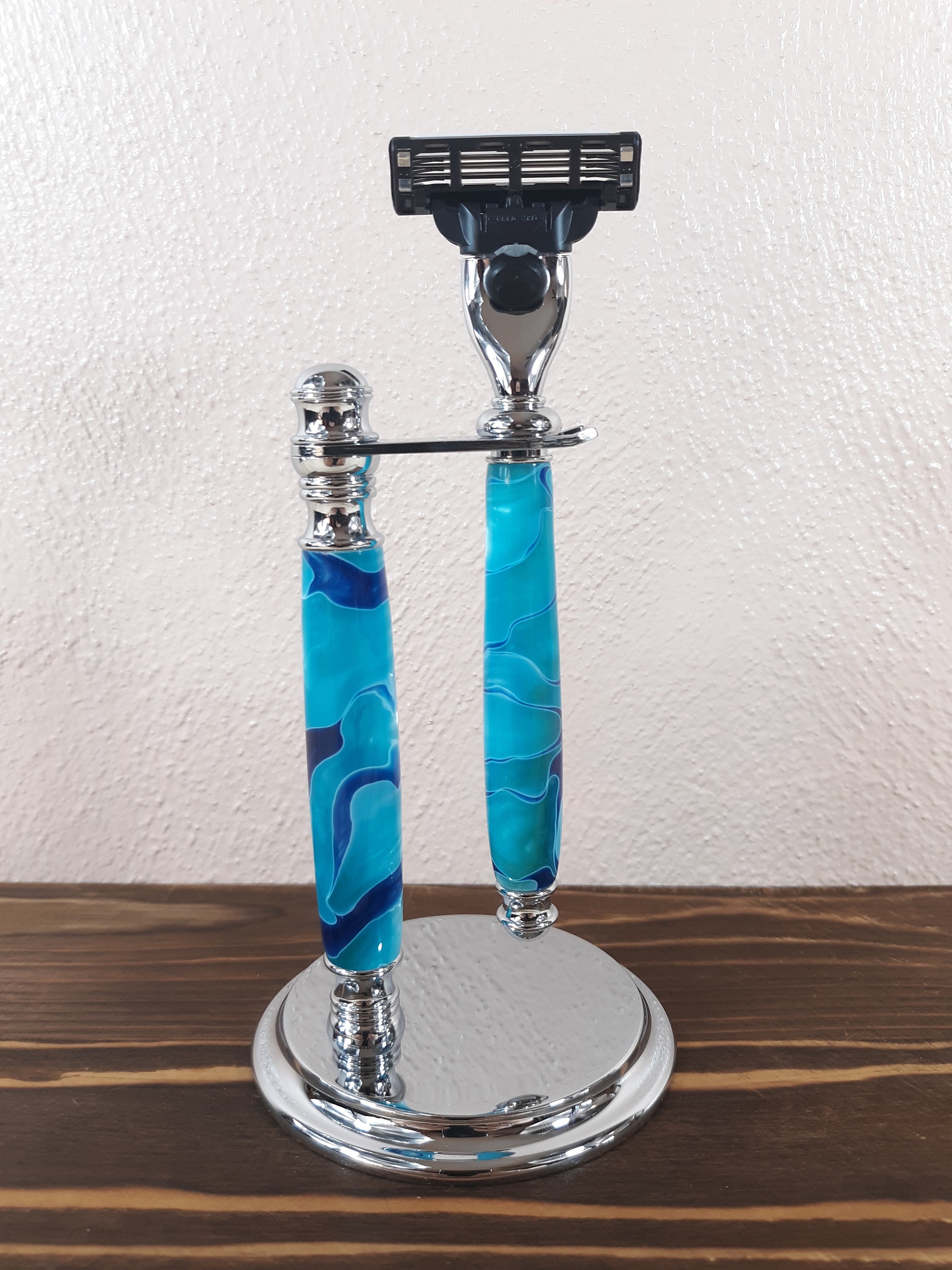 Hand Turned Acrylic Razor With Chrome Stand, Mach3 Compatible - Etsy