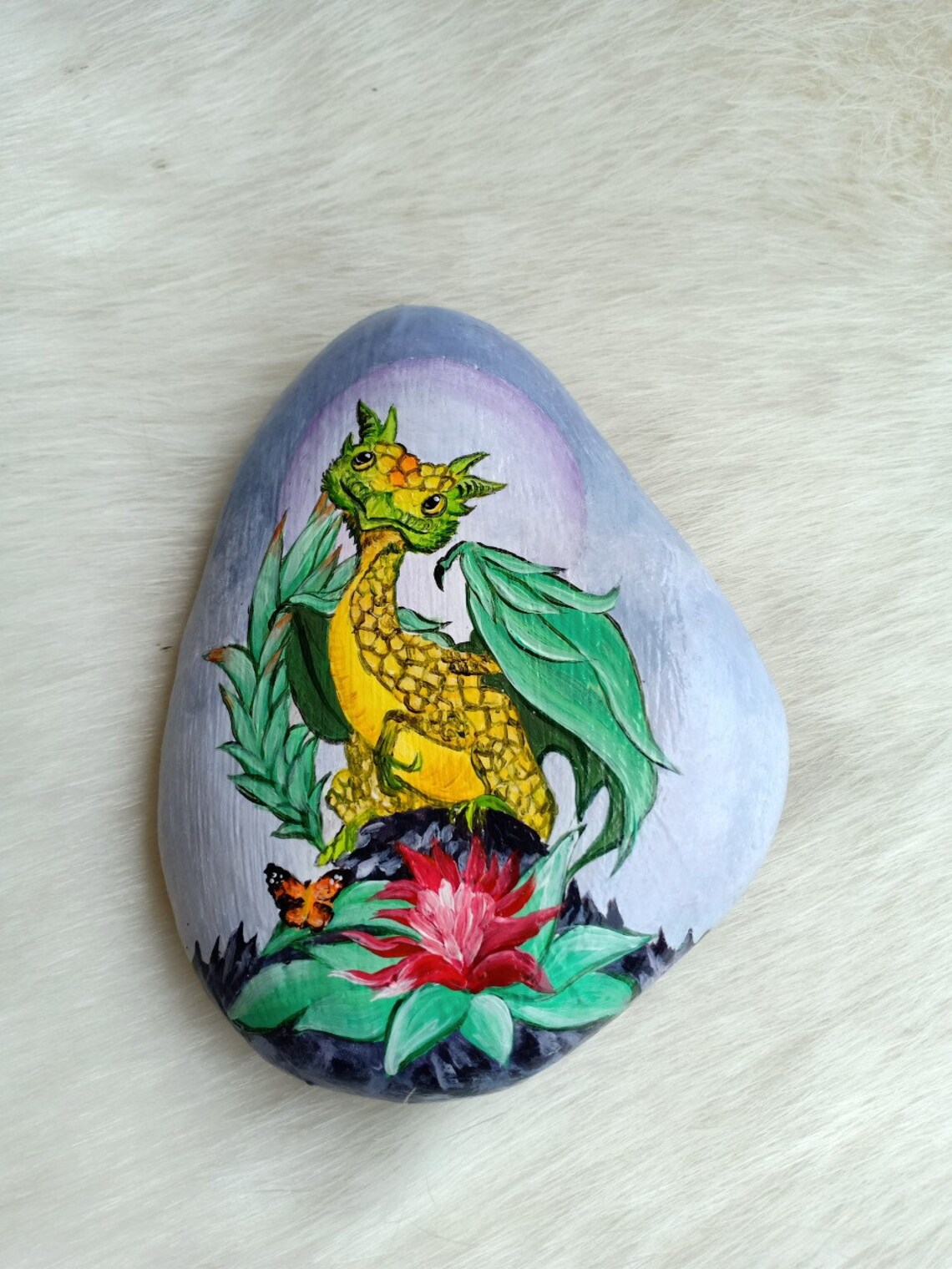 Handbemalter Drache mit Lotusblume auf Naturstein Stein Kunst | Etsy
