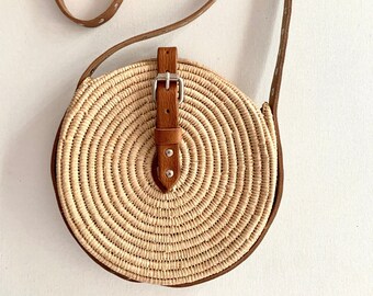 raffia round bolsa