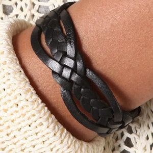 Thin Leather Cuff Bracelet , Boho Leather Cuff, Woven Leather Cuff, Leather bracelet, Artisanal leather cuff, handmade braided bracelet