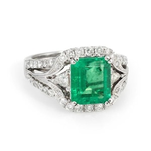 Green Emerald With Trillion Cut CZ Stone Ring, Vintage Style Wedding Ring For Bride, Women&#39;s Gemstone Ring, Antique Art Deco Engagement Ring