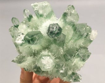 400G+ Natural Quartz Crystal Green Ghost Cluster,Crystal VUG,Collection,Degaussing Stone,Crystal healing,Mineral samples,Home Decoration 1PC