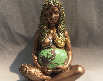 1pc 6“ Statue Of Goddess Gaia,Resin Decorations,Mother Earth Resin Decorations,Goddess Gaia Decorations,Home decoration,Hand-carved,gifts