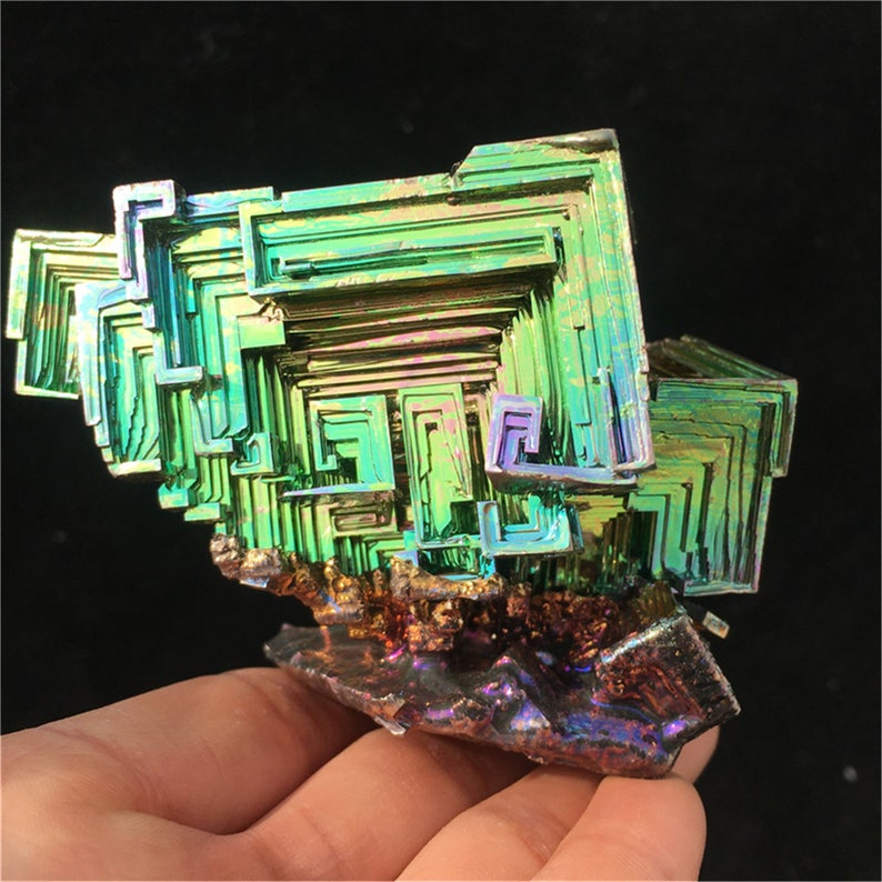 0.77LB Rainbow Bismuth Ore Geode Crystal Quartz Titanium Mineral Point,Home Decoration,Crystal healing,Crystal Collection,Mineral Samples
