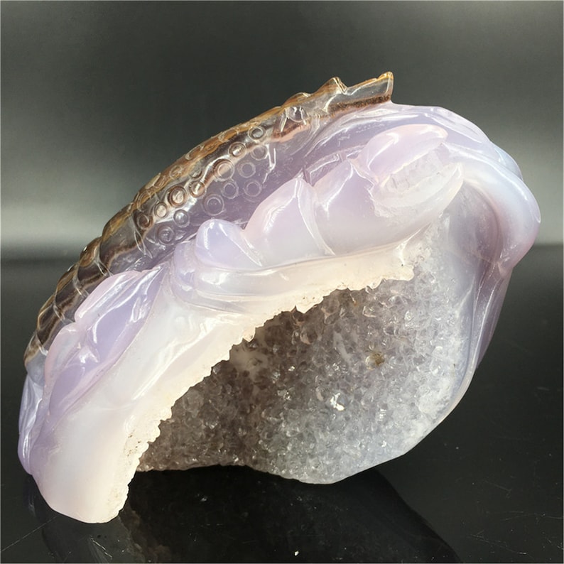 1.34LB Natural Quartz Crystal Agate Lobster,Crystal healing,Rock,Crystal Carving,Home Decoration,mineral specimens,Palm Plaything 1pc