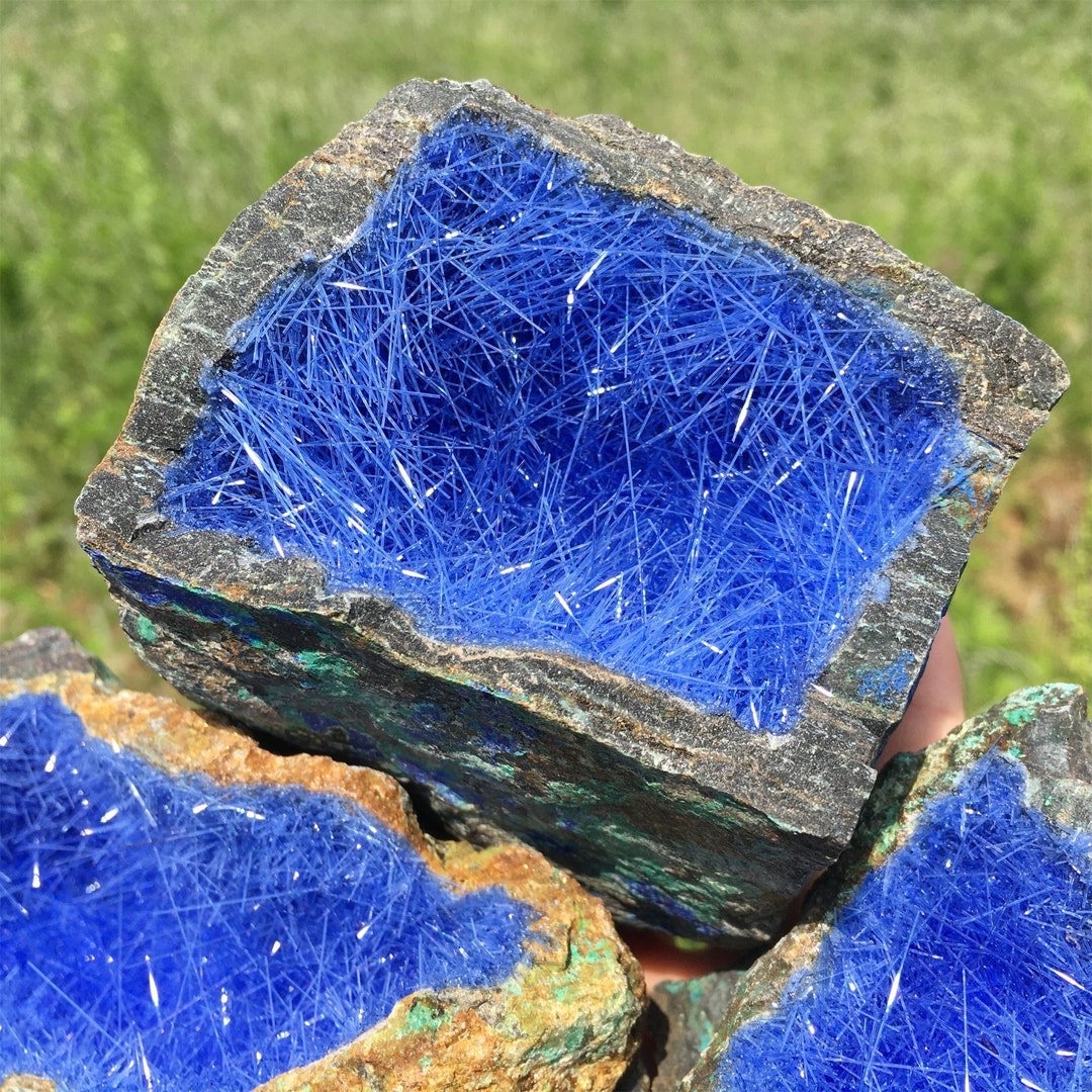 Chessylite Blue Linarite,goethite,needle Ironstone,magnesite Multipoint