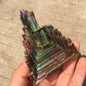 1PC 300g Titanium Rainbow Bismuth Ore,Crystal Quartz Mineral Point,Tower,Home Decoration,Mineral Specimens,Crystal Collection,Reiki Healing zdjęcie 6