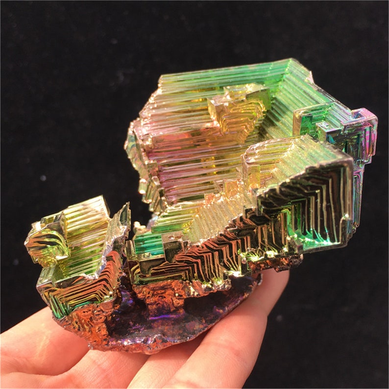0.77LB Rainbow Bismuth Ore Geode Crystal Quartz Titanium Mineral Point,Home Decoration,Crystal healing,Crystal Collection,Mineral Samples