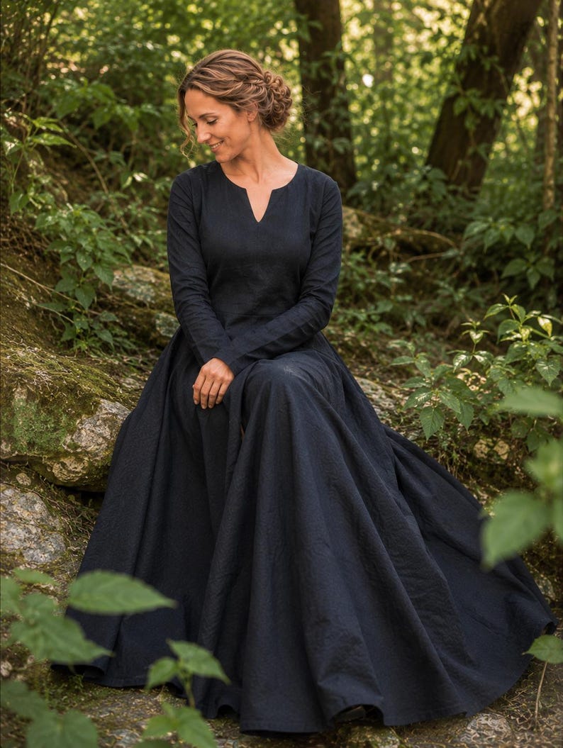 Medieval Linen Gown, renaissance outfit, Viking Women Dress, Landsknecht chemise , LARP, Ren Faire Cosplay image 11