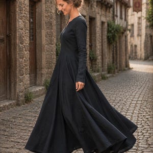 Medieval Linen Gown, renaissance outfit, Viking Women Dress, Landsknecht chemise , LARP, Ren Faire Cosplay image 3