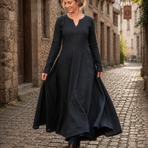 Medieval Linen Gown, renaissance outfit, Viking Women Dress, Landsknecht chemise , LARP, Ren Faire Cosplay image 10