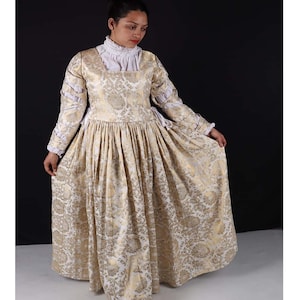 Renaissance Gown: Jacquard Landsknecht Dress with Linen Chemise