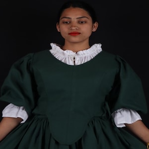 Baroque 17th Century Dress: Renaissance Rococo Gown & Chemise