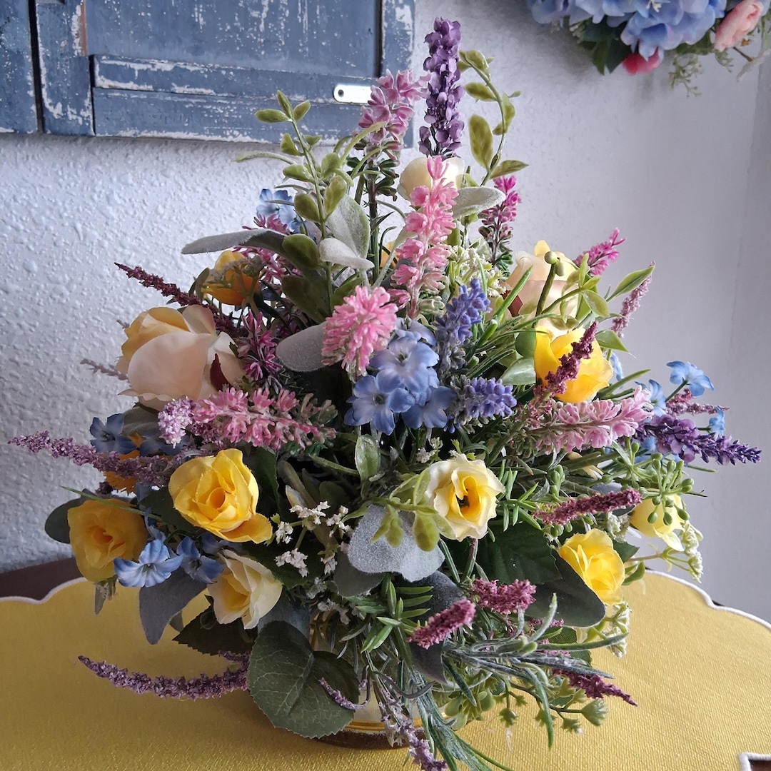 Handmade Yellow Rose Centerpiece: Cottagecore Farmhouse Table Decor - Etsy