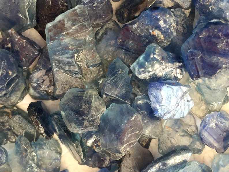 Natural Thai Blue sapphire Rough Blue Gemstone Rough loose rough