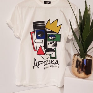 Afrika t-shirt, bold print , graphic T-shirt, screen printed, abstract print, T-shirt, slouchy T-shirt, baggy T-shirt