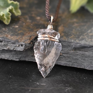 Crystal Quartz Arrowhead Necklace, Rock Crystal Necklace, Dainty Necklace, Natural Rough Crystal, Gift for Her, Handmade Jewelry, Healing