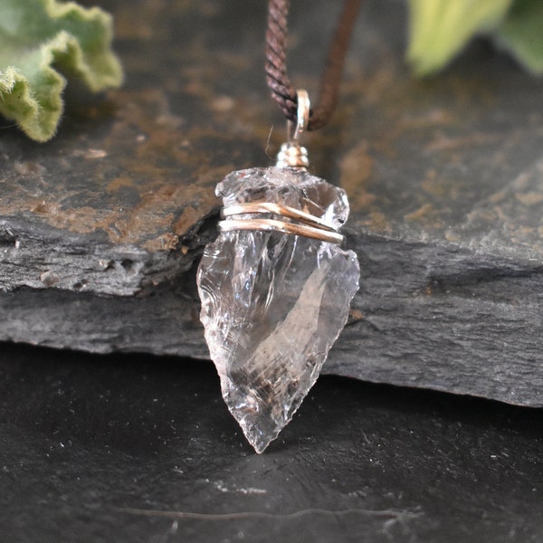 Crystal Quartz Arrowhead Necklace, Rock Crystal Necklace, Dainty Necklace, Natural Rough Crystal, Gift for Her, Handmade Jewelry, Healing