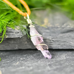 Halskette mit Pfeilspitze Amethyst Bergkristall u.a pointe fleche freccia