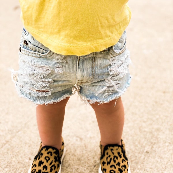 Distressed Toddler Denim Shorts // Girls // Toddler Fashion // Heavy Distress // Light Wash