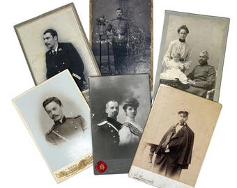 Collezione di 18 originali Cartes de Visites e Cabinet Cards imperiali russe, circa 1880-1910.