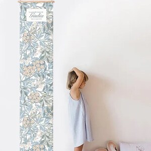 Decoratieve hoogtemeter voor baby-kinderkamer tot 1m60 scheurvast materiaal in gecoat canvas vintage bloemmotief bloemen