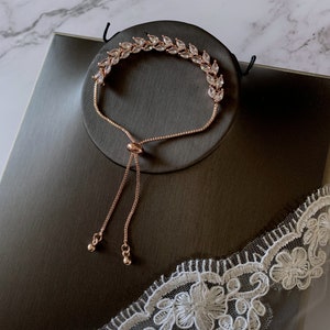 Bridal Leaf Design Bracelet Adjustable in Silver Rosegold Gold/Wedding Jewelry/Bridesmaid Jewelry / Bridesmaid gift