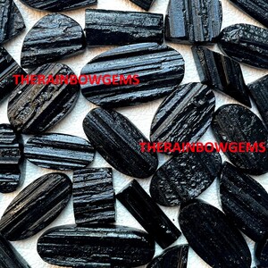 Natuurlijke zwarte toermalijn druzy cabochon, zwarte toermalijn partij groothandel edelsteen, groothandel druzy gebruikt voor het maken van sieraden