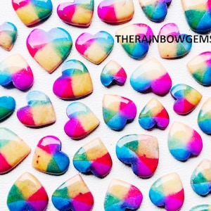 Regenboog zonnekwarts cabochon geverfd kleurrijke edelsteen hartvorm groothandel op gewicht met verschillende vormen en maten Kavel voor het maken van sieraden: