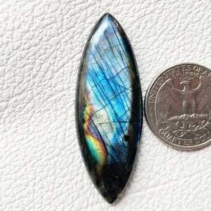 Cabochão de labradorita chamativa de 51x18x5 mm, labradorita marquesa, pingente de prata, labradorita com desconto