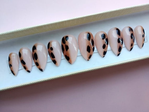 Gepard Animal Pattern Nails • Leopard nails • Light Pink Nails  Fake nails • Press on nails • pressons • Glue on nails • coffin •
