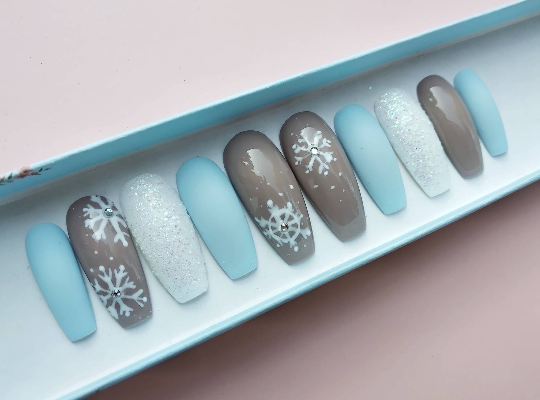 Winter Snowflakes Nail Set Glitter Swarovski Crystal Nails Etsy Winter Snowflakes Nail Set Glitter Swarovski Crystal Nails Etsy