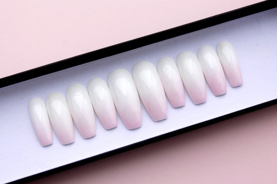 Baby Boomer Nails Cream White Nails  Pink Ombre nails  False nails  Press-on Nails  Fake nails  Reusable Nails Gel Atificial Nails