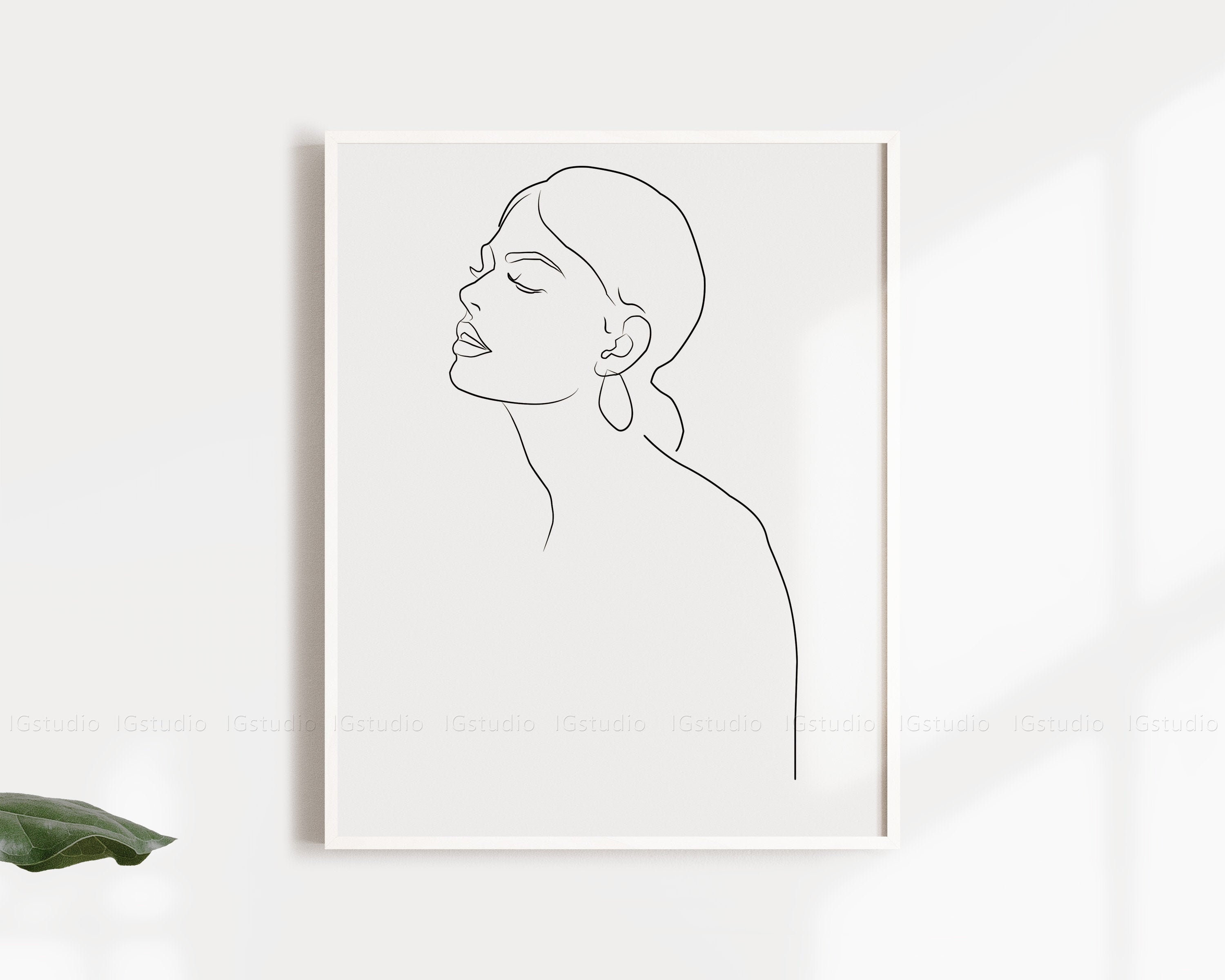 Als compositietekenaar maak ik tekeningen van onbekende verdachten. Ik  lever hiermee een specialistische bijdrage aan verschillende onderzoeken.  Dit werk doe ik samen met één collega. We zijn actief in het hele land., image size:3000x2400