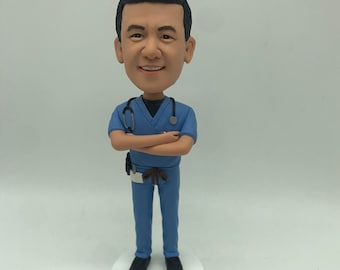 Custom Doctor Bobblehead in scrubs,graduation bobbleheads,Bobblehead Gifts,dentist, surgeon,physician, Assistant Doctors,Christmas gifts
