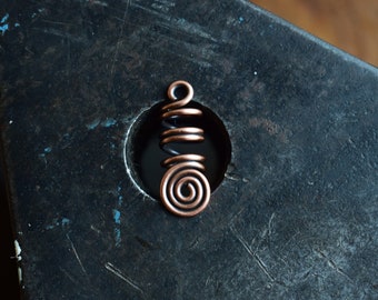 Wikinger Haarperle aus Kupfer mit Spirale für 5 bis 8mm Durchmesser, verwendbar als Dreadspirale oder Bartperle
