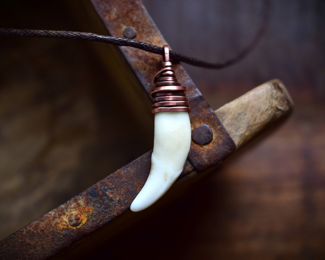 Retro Zahn Halskette - Einzigartiger Schmuck Für Frauen & Männer