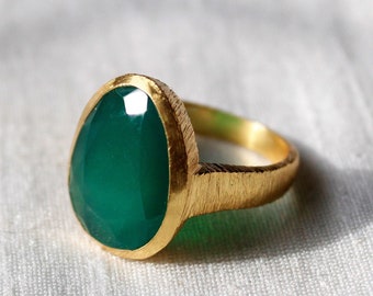Natural Green Onyx Ring, Sterling Silver Ring, Textured Green Onyx Ring, Gold Plated Ring, Everyday Ring, Handmade Ring, Engagement Ring