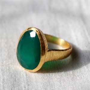 Natural Green Onyx Ring, Sterling Silver Ring, Textured Green Onyx Ring, Gold Plated Ring, Everyday Ring, Handmade Ring, Engagement Ring