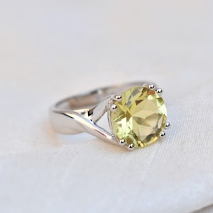 Lemon Quartz Ring, Lemon Quartz Sterling Silver Ring, Lemon Topaz Ring, Handmade Ring, Statement Ring, Engagement Ring, Everyday Ring,Dainty