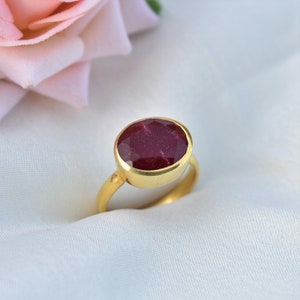 Anello Rubino, Anello In Argento Rubino Sterling, Anello Placcato Oro, Anello Stack, Anello di Fidanzamento, Anello Delicato, Anello Pinky, Corindone Rubino Lab, Rubino Ovale immagine 2